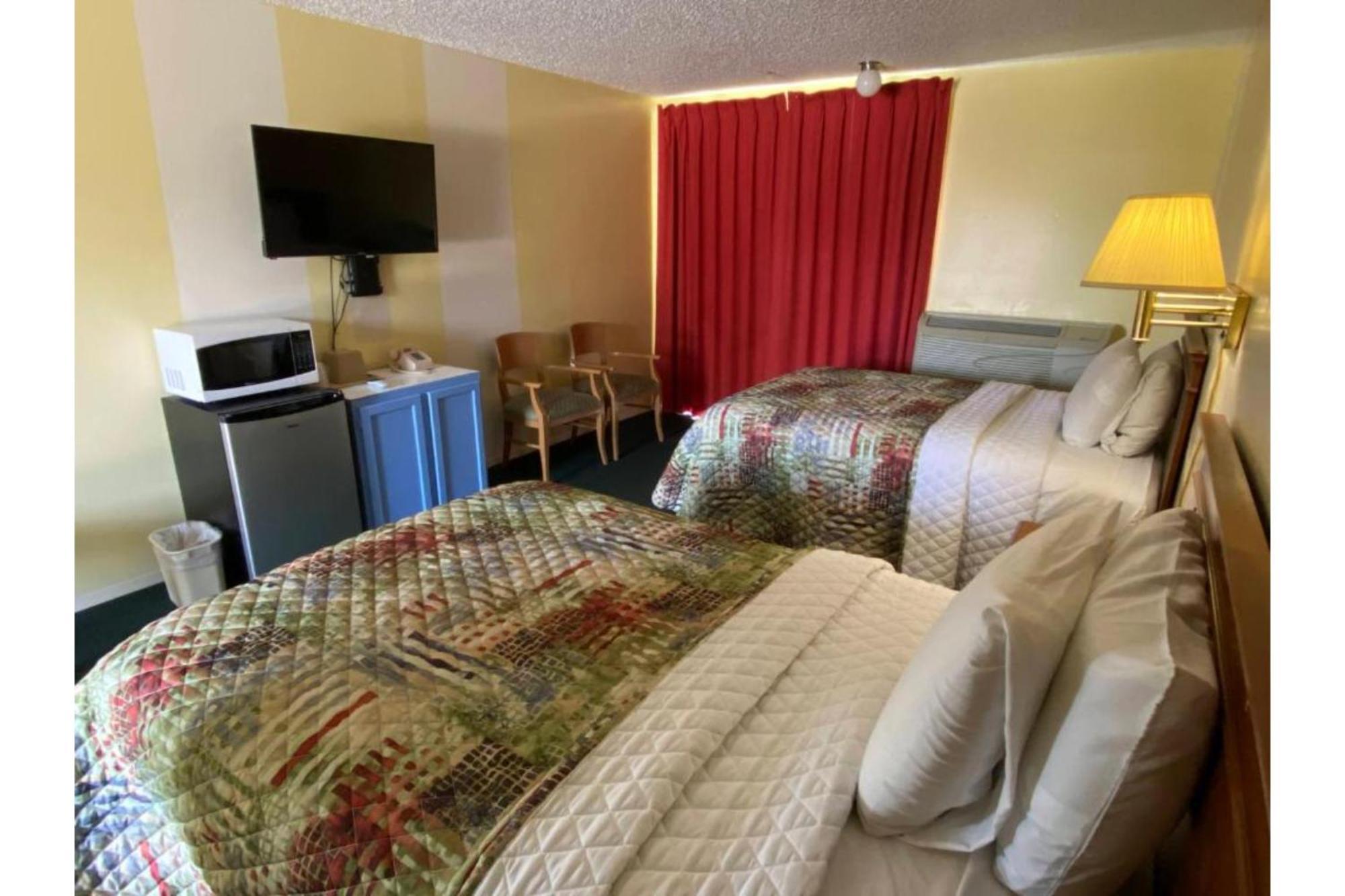 Lake Country Inn Riverside Buitenkant foto